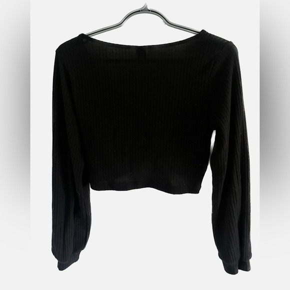 Cropped long sleeve - Picture 2 of 3